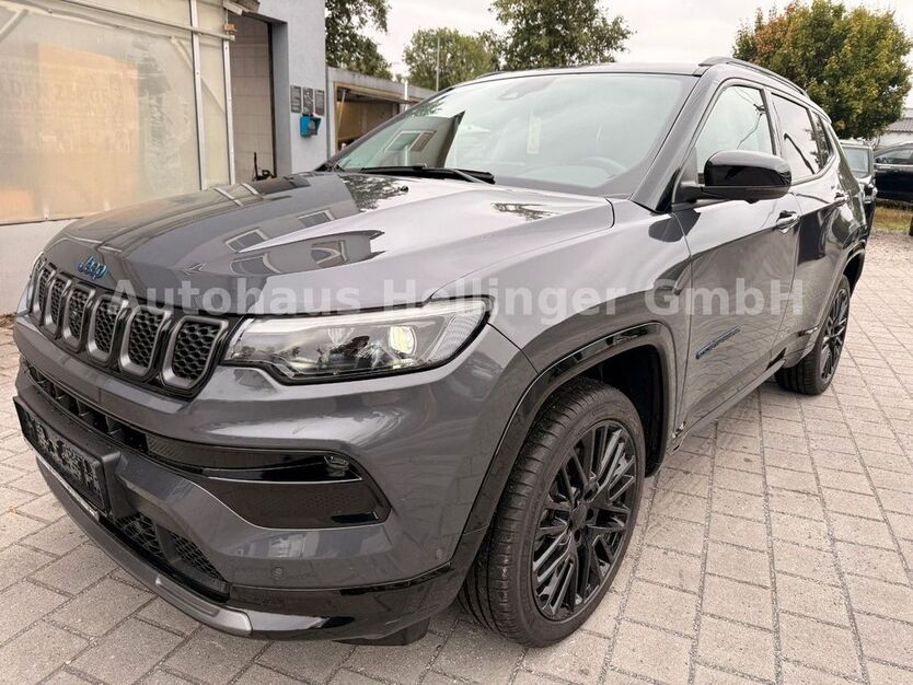 Jeep Compass 23.286 km 39.900 € Schwaig 85445