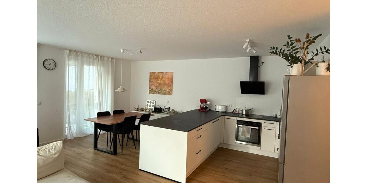 Erdgeschoßwohnung Weinstadt - 3 Zimmer, 93 m&sup2;, 1.305&euro; | Angebot:26008063