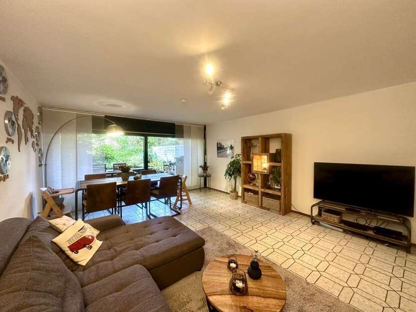 Wohnung zum Kaufen in Duisburg 350.000 € 104.14 m²