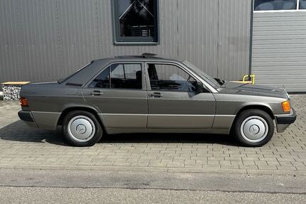 Mercedes-Benz 190 125.000 km 11.500 &euro; Urbach 73660