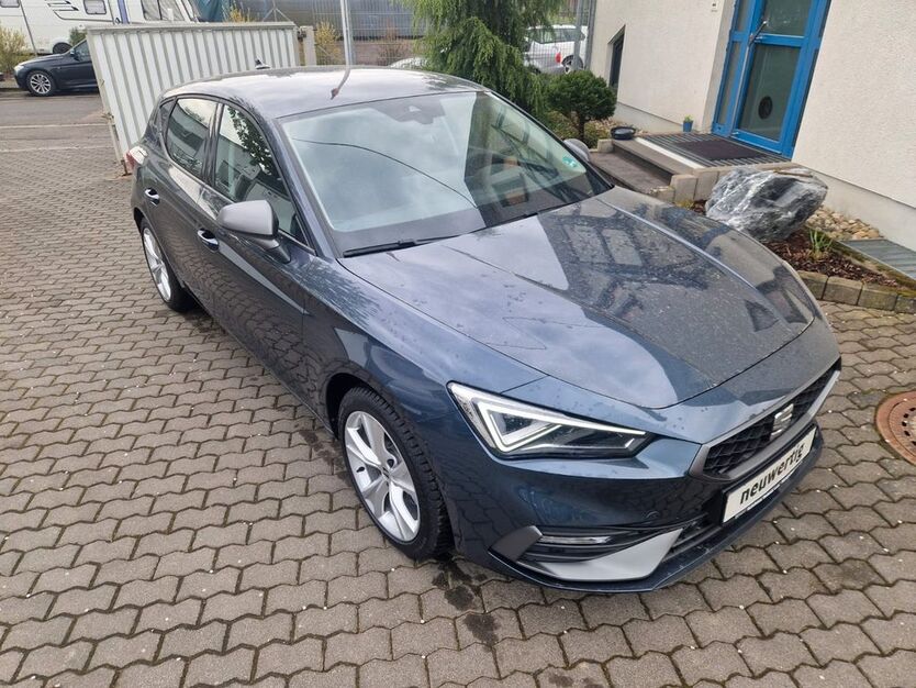 Seat Leon 2.475 km 27.999 € Neuwied 56567