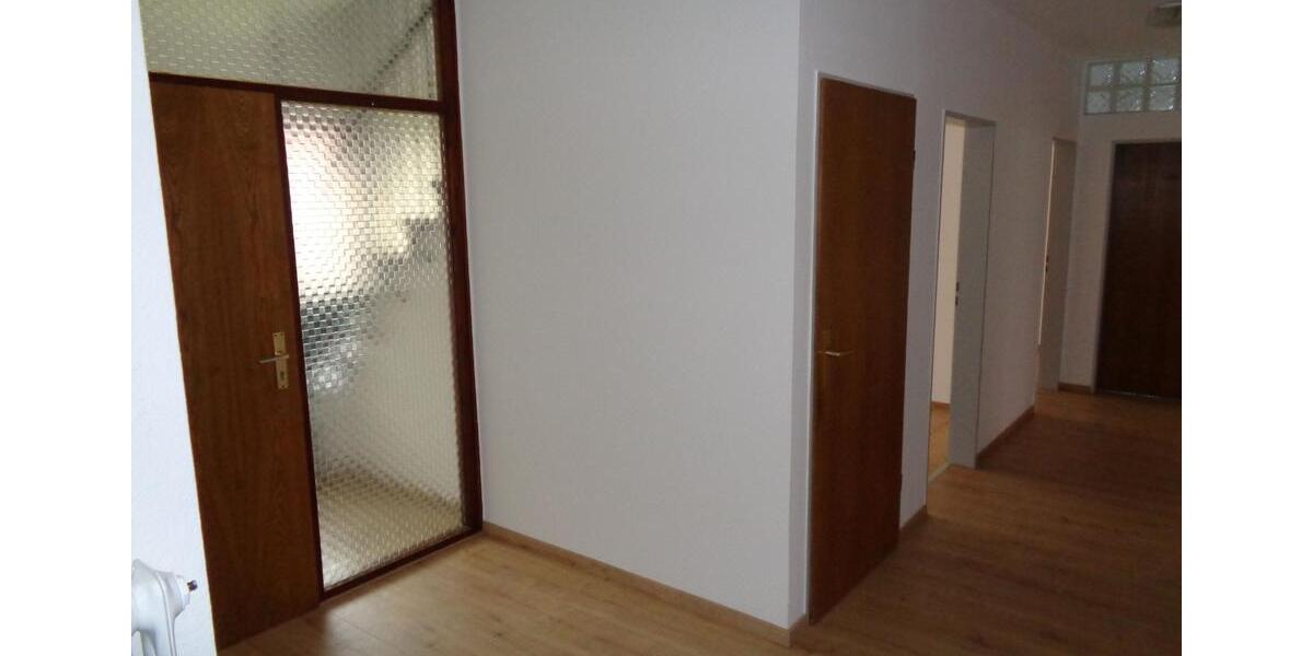 Einfamilienhaus Papenburg - 8 Zimmer, 228 m&sup2;, 345.000&euro; | Angebot:27018024