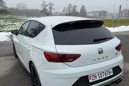 Seat Leon 117.000 km 11.600 &euro; Hohentengen am Hochrhein 79801