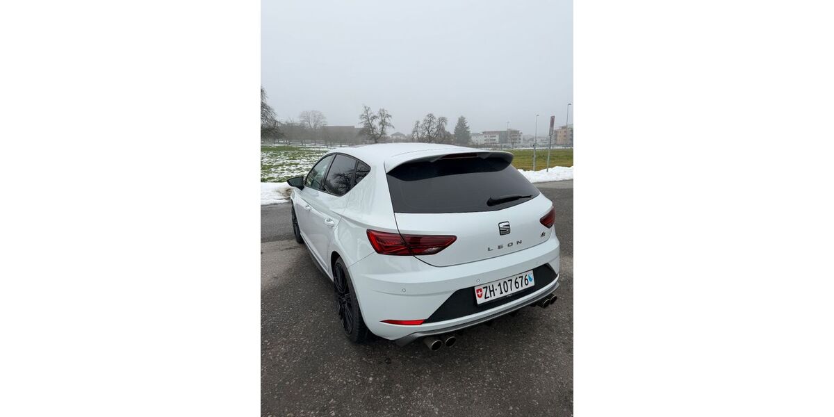 Seat Leon 117.000 km 11.600 &euro; Hohentengen am Hochrhein 79801