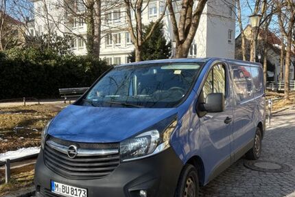 Opel Vivaro 141.500 km 7.500 &euro; München 81737