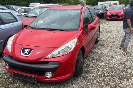 Peugeot 207 82.000 km 2.200 € Kirchheim 85551