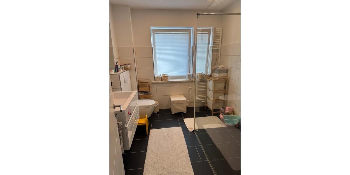 Reihenhaus Itzehoe - 6 Zimmer, 125 m&sup2;, 1.390&euro; | Angebot:26103806
