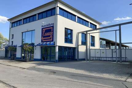 Halle in Biblis 2.950.000 € 1705 m²