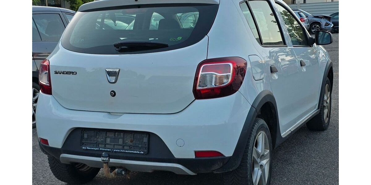 Dacia Sandero 200.000 km 2.990 &euro; LUCKAU 15926