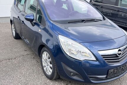 Opel Meriva 261.000 km 1.680 &euro; Nürnberg 90431