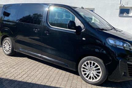 Opel Zafira Life 168.000 km 19.397 &euro; Nürnberg 90431