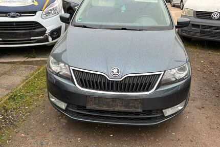 Skoda Rapid 206.000 km 2.900 &euro; Bonn 53227