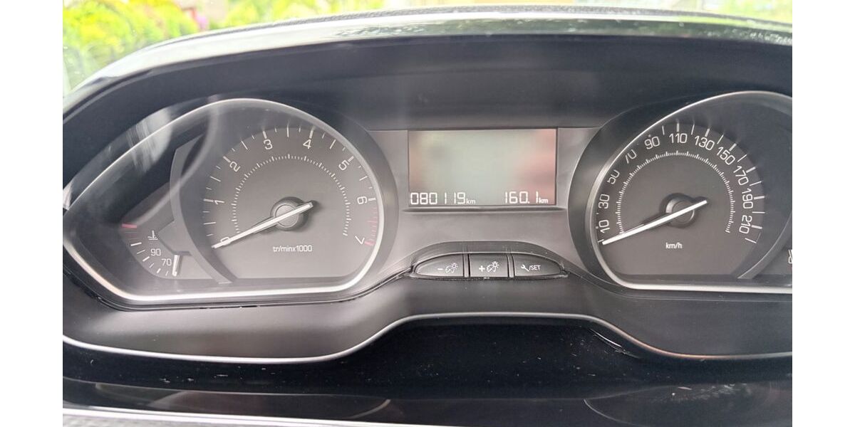 Peugeot 208 80.100 km 7.500 &euro; Lohmar 53797