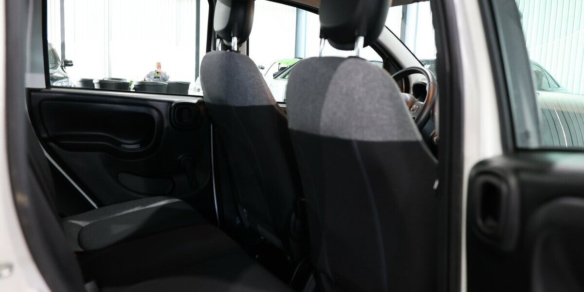 Fiat Panda 1.0 Mild-Hybrid CITY LIFE WHITE / SHZ, PDC 32.000 km 10.991 &euro; Hamm 59077