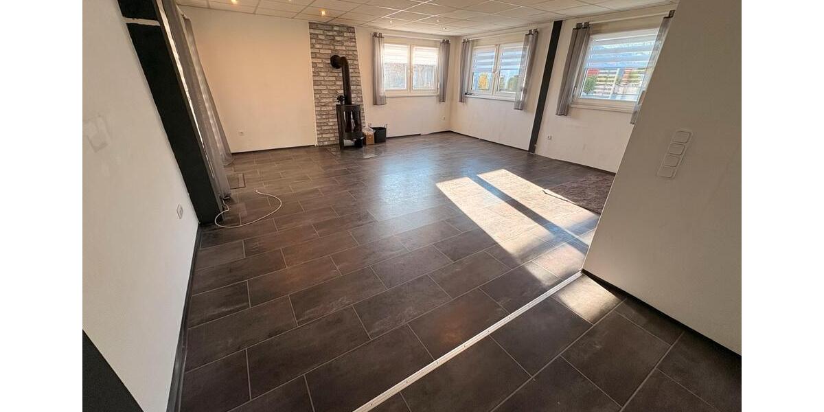 Bungalow Immendingen - 4 Zimmer, 111 m&sup2;, 1.400&euro; | Angebot:26387439