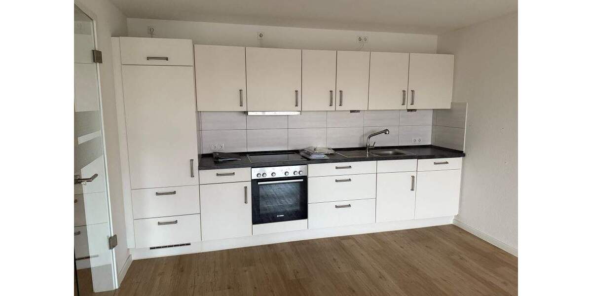 Schöne, helle 2 Zimmerwohnung mitten in Rotenburg mit Balkon und EBK 2 zimmer