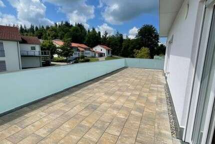 Wohnung Isny - 3 Zimmer, 107 m&sup2;, 1.250&euro; | Angebot:26379680