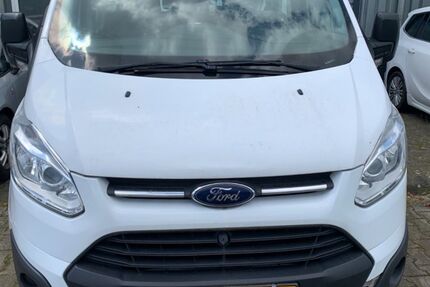 Ford Transit Custom 329.800 km 7.850 &euro; BORNE 7622A