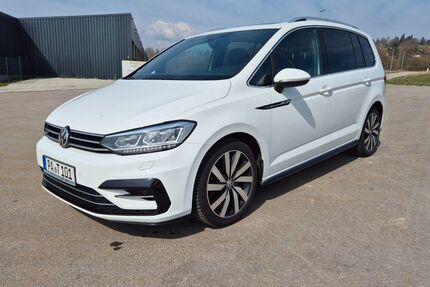 VW Touran 233.028 km 18.200 &euro; Neukirchen vorm Wald 94154