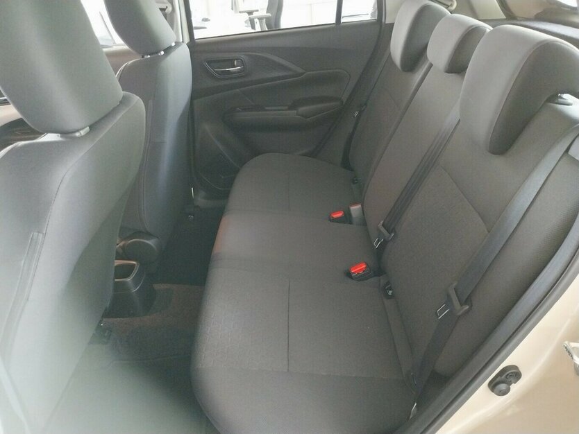 Suzuki Swift Comfort 3.000 km 18.880 € HAAN 42781