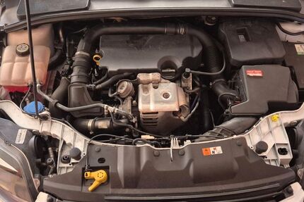 Ford Focus 164.000 km 5.700 &euro; Königswinter 53639