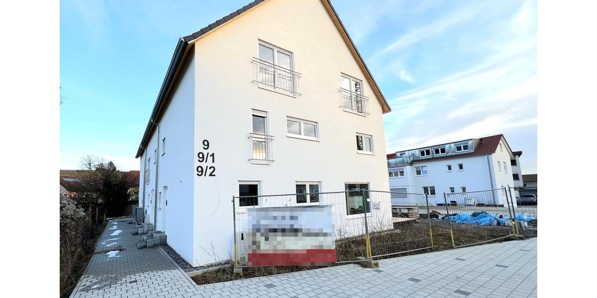 Neu zur Miete: Energieeffizientes Reihenhaus mit 6 Zimmern in Weinsberg zum Erstbezug 6 zimmer
