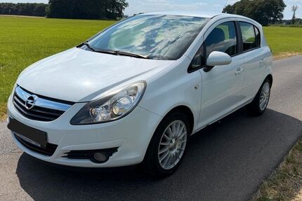 Opel Corsa 150.000 km 2.300 &euro; Altenkirchen (Westerwald) 57610