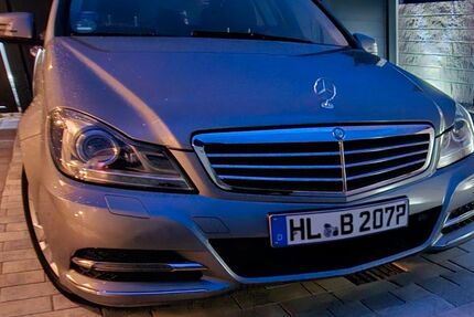Mercedes-Benz C 250 233.000 km 9.995 &euro; Lübeck 23570