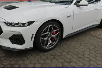 Ford Mustang 17.200 km 48.000 &euro; Cochem 56812