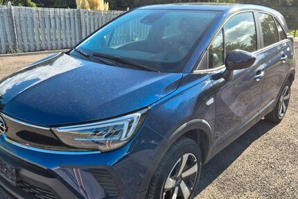Opel Crossland (X) 31.959 km 14.990 € Bad Lauchstädt 06246