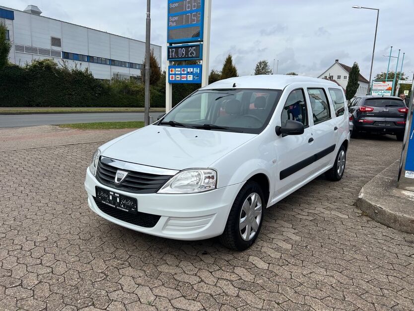 Dacia Logan 327.822 km 2.300 € Minden 32423