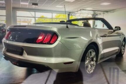 Ford Mustang 108.000 km 19.900 &euro; Zwickau 08058