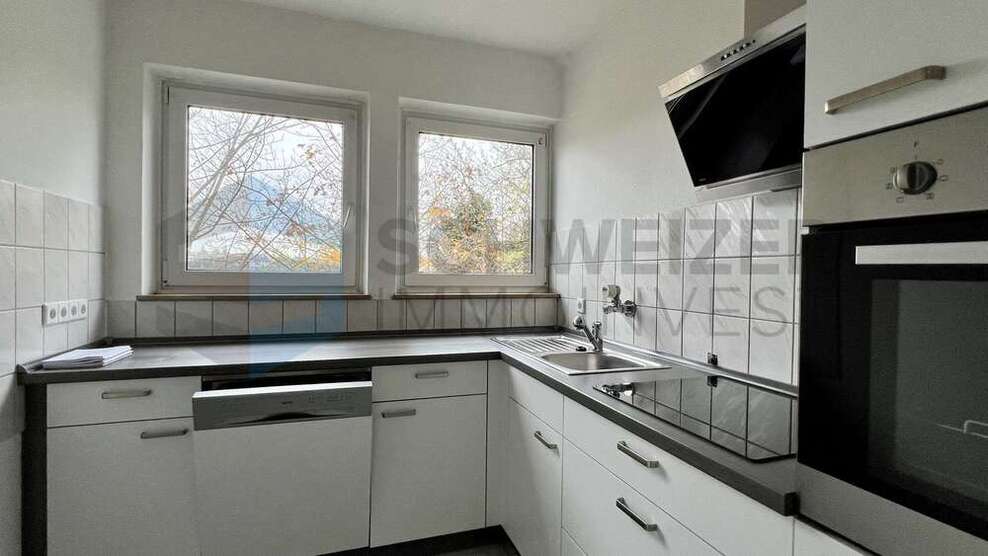 Haus zum Kaufen in Stuttgart 1.490.000 € 327.68 m²