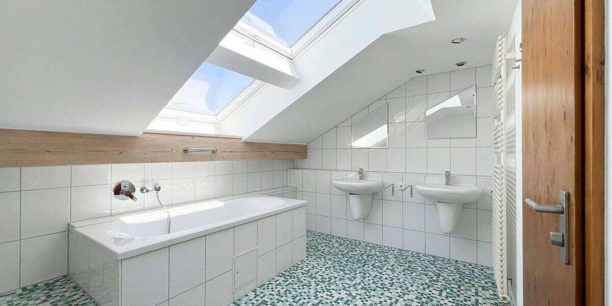 Doppelhaushälfte München Obergiesing - 8 Zimmer, 256 m&sup2;, 2.195.000&euro; | Angebot:26673681