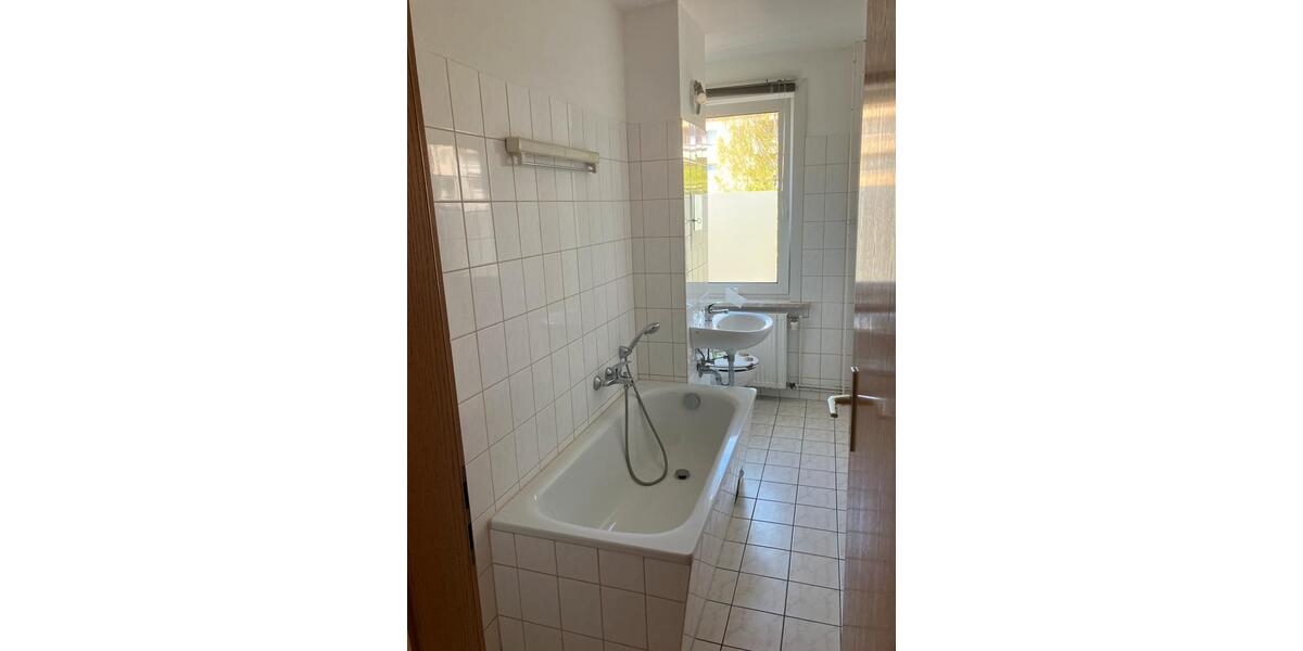 Etagenwohnung Greifswald - 1 Zimmer, 33 m&sup2;, 420&euro; | Angebot:26397987