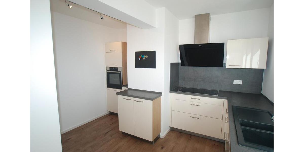 Etagenwohnung Mainz Laubenheim - 4 Zimmer, 136 m&sup2;, 1.995&euro; | Angebot:26316571