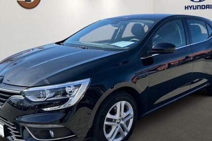 Renault Megane 75.653 km 10.990 € Hanau 63450