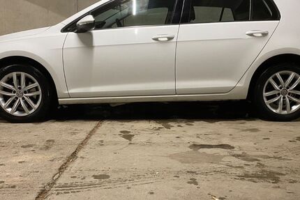 VW Golf 212.000 km 9.900 &euro; Herzogenaurach 91084