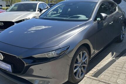 Mazda 3 9.405 km 27.800 &euro; Güstrow 18273