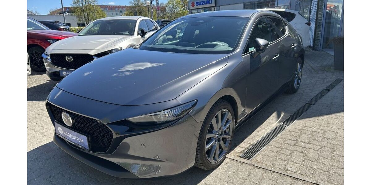 Mazda 3 9.405 km 27.800 &euro; Güstrow 18273