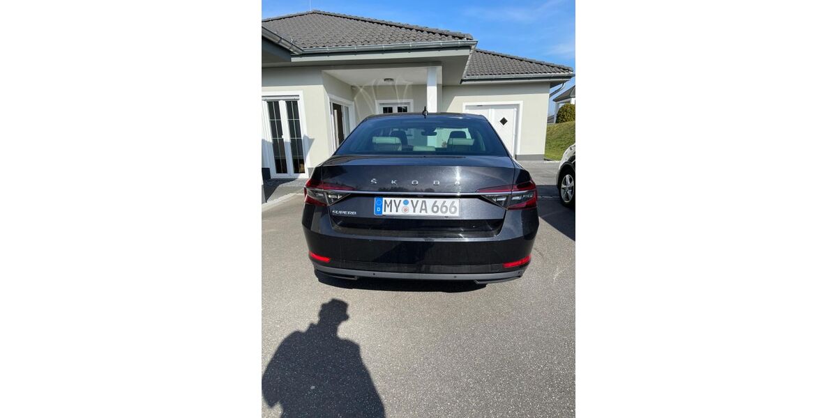 Skoda Superb 110.500 km 22.600 &euro; Kobern Gondorf 56330