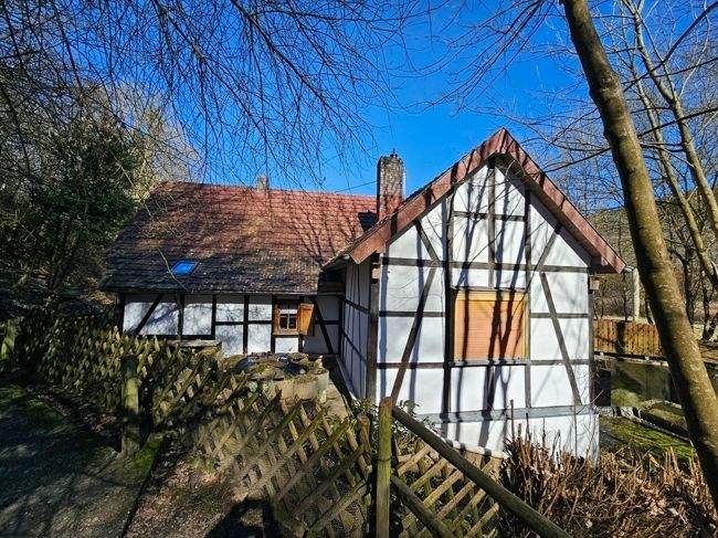 Einfamilienhaus Hellenthal Blumenthal - 4 Zimmer, 139 m&sup2;, 149.000&euro; | Angebot:24532251