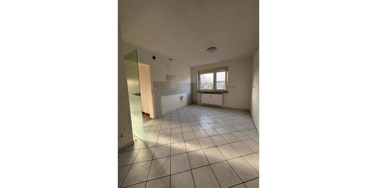 Etagenwohnung Wolfhagen - 4 Zimmer, 94 m&sup2;, 850&euro; | Angebot:26412959