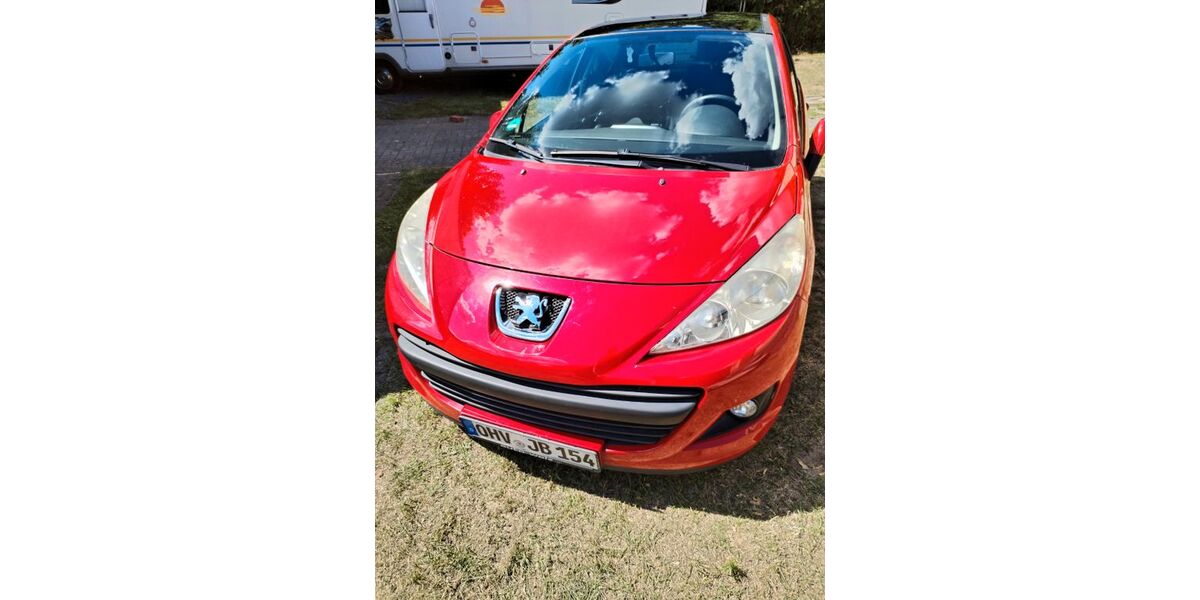 Peugeot 207 180.000 km 1.350 &euro; Hohen Neuendorf 16540