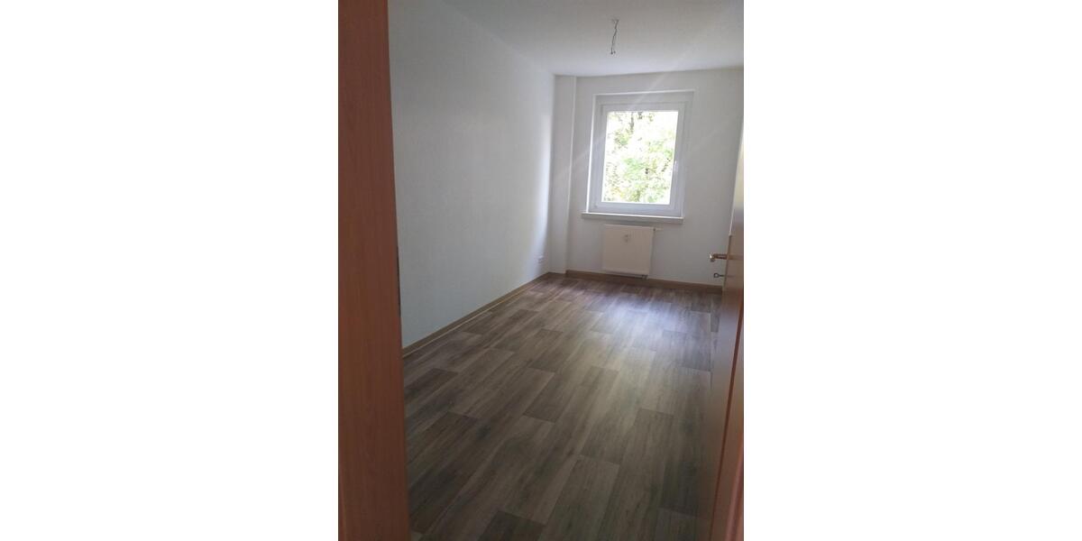 Etagenwohnung Kamenz - 4 Zimmer, 69 m&sup2;, 485&euro; | Angebot:25892670