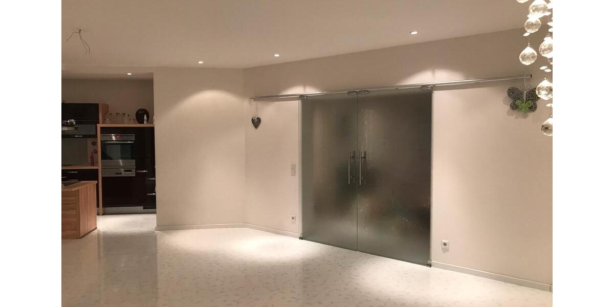 Bungalow Velburg - 3.5 Zimmer, 110 m&sup2;, 1.400&euro; | Angebot:26689526
