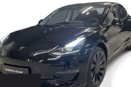 Tesla Model 3 64.293 km 28.700 € Hanau 63457
