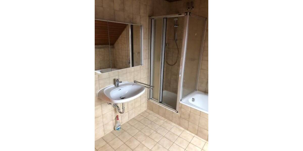Einfamilienhaus Erlangen Büchenbach - 4 Zimmer, 138 m&sup2;, 2.100&euro; | Angebot:26788041