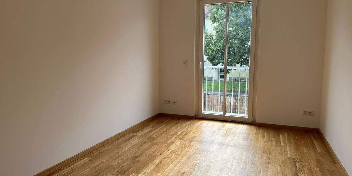 Reihenendhaus Eilenburg - 6 Zimmer, 159 m&sup2;, 1.600&euro; | Angebot:25673779