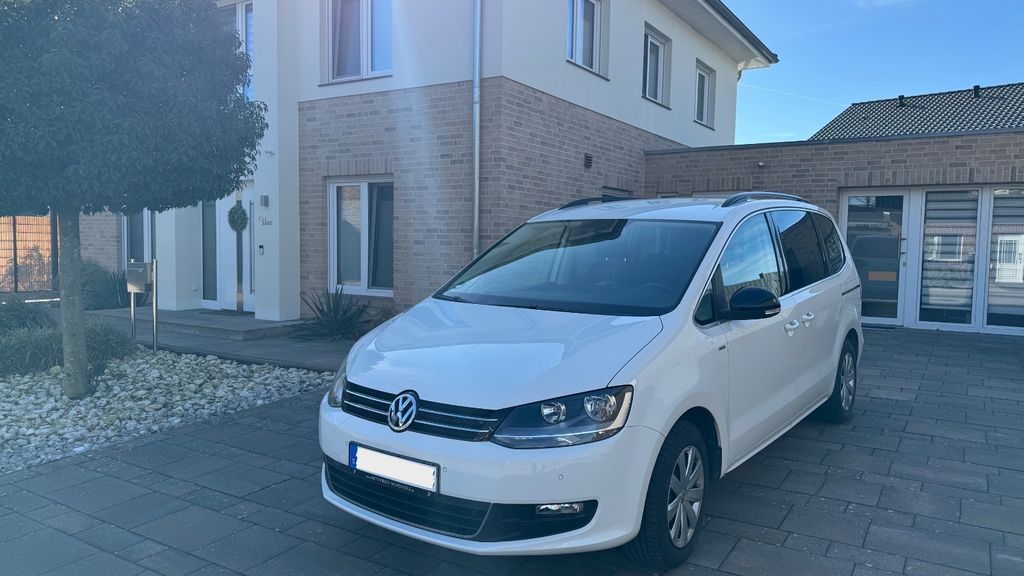 VW Sharan 151.000 km 9.000 &euro; Bersenbrück 49593